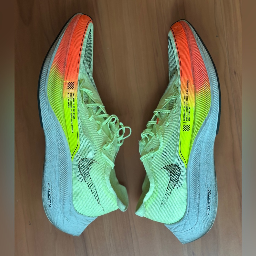 Nike ZoomX Vaporfly Next% 2 - Volt/Bright Crimson - Running shoes Size 12US - Picture 4 of 7